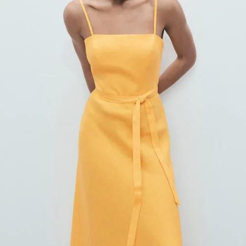 Classic High-quality Yellow Fine-stringed Halter Dress with a Waist Belt on the Waist  Classic Halter-style Linen Dress