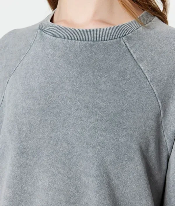 High Quality Fabric Plush Long Women's Sweatshirt Soft Casual for Winter Women Wearing - Image 4