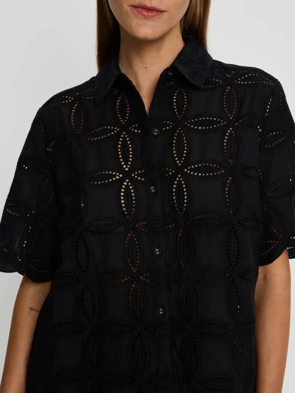 New Arrival Women Black Hollow Short Sleeve Shirt Stylish Casual Vacation Chic Blouse - Image 4